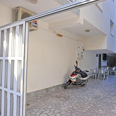 Family Hotel Blazhi Sandanski Exterior foto