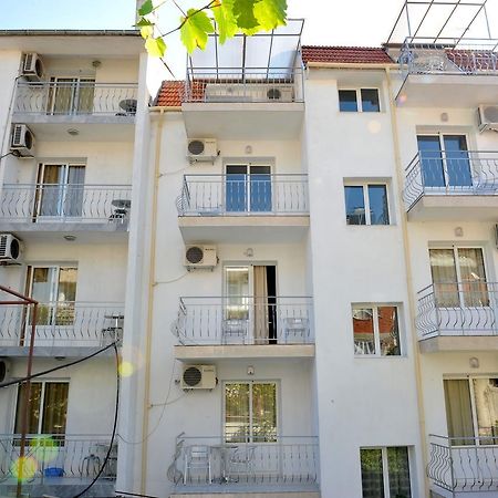 Family Hotel Blazhi Sandanski Exterior foto